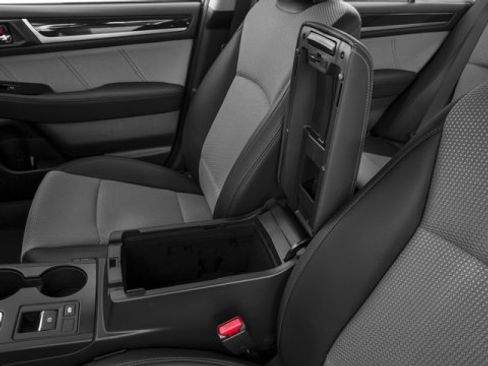 Used 2017 Subaru Legacy 2.5i Sport image 18