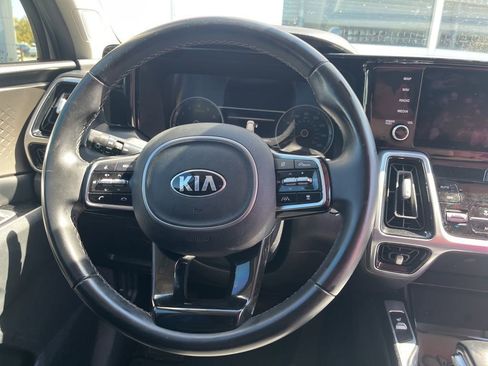 Used 2021 Kia Sorento SX image 16