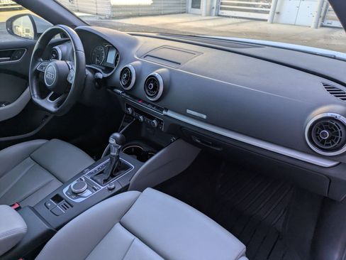 Used 2017 Audi A3 e-tron Premium w/ Sport Package image 28