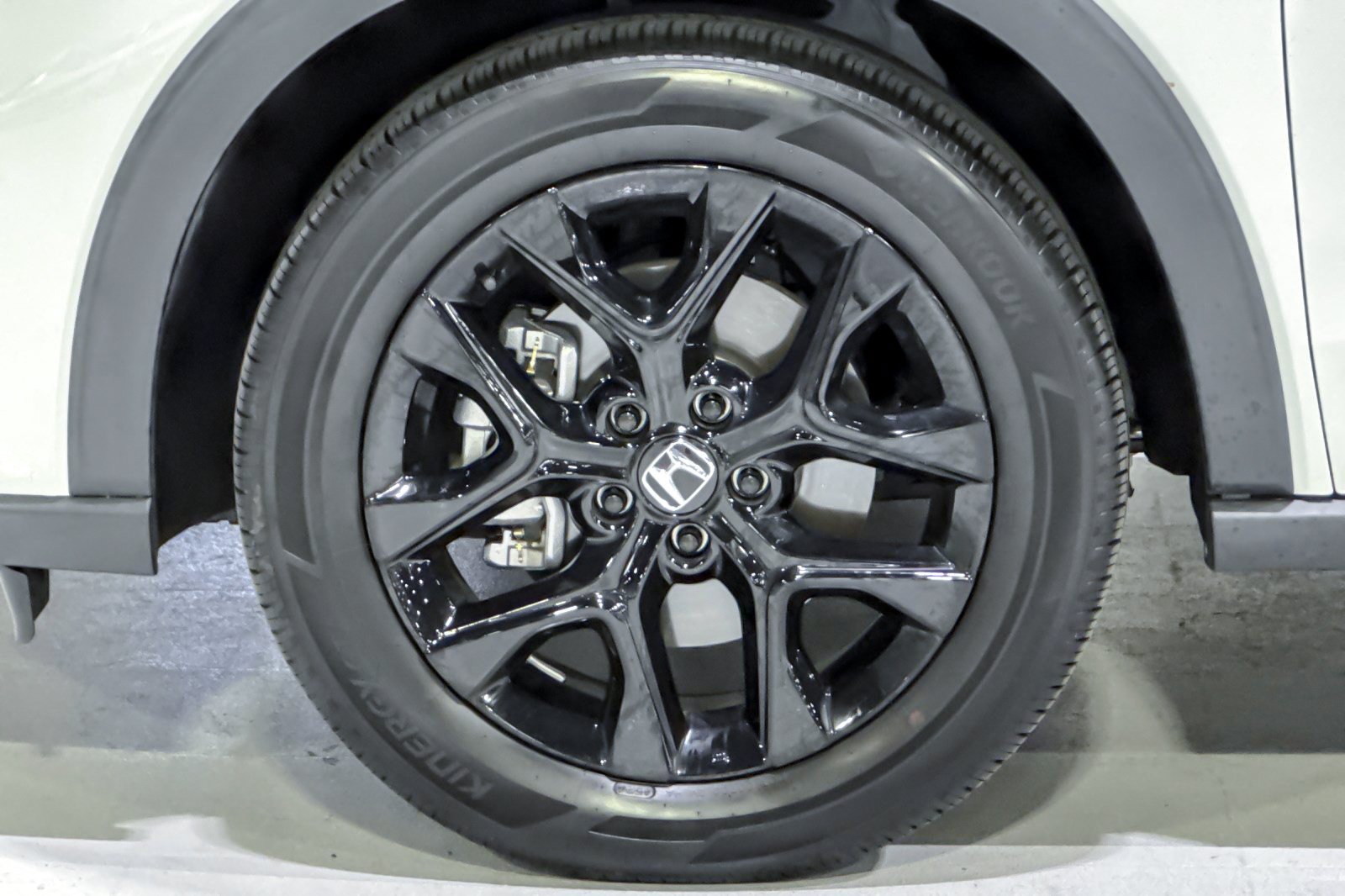 Used 2025 Honda HR-V Sport image 13