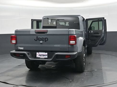 New 2026 Jeep Gladiator Sport AWD/4WD image 48
