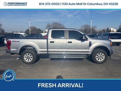 Used 2020 Ford F250 XL w/ STX Appearance Package image 3