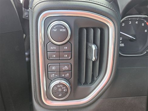 Certified 2022 GMC Sierra 1500 SLT w/ SLT Convenience Package image 28