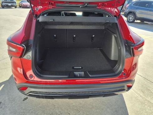 New 2026 Chevrolet Trax RS w/ Sunroof Package image 22