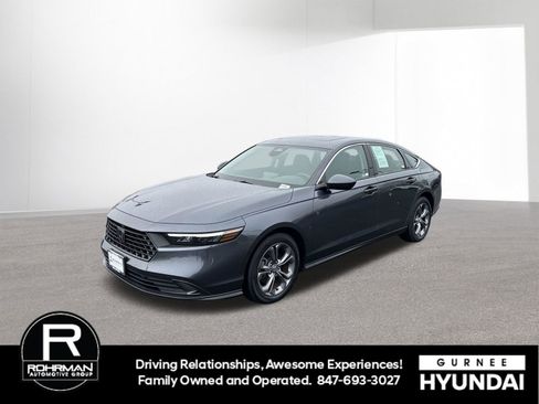 Used 2023 Honda Accord EX image 4