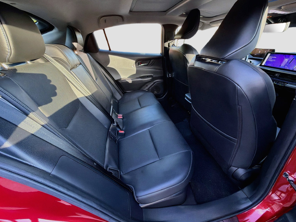 Used 2023 Toyota Prius Limited w/ Limited Premium Package FWD image 28