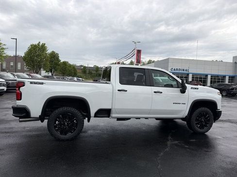 New 2026 Chevrolet Silverado 2500 LT w/ Trail Boss Package AWD/4WD image 3