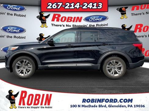 Certified 2023 Ford Explorer XLT w/ Equipment Group 202A AWD/4WD image 4