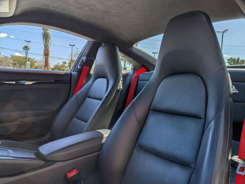 Certified 2017 Porsche 911 Turbo image 5