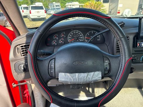 Used 1998 Ford F150 2WD Regular Cab image 11