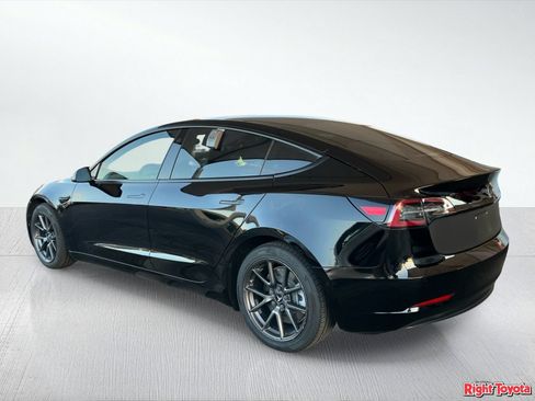 Used 2021 Tesla Model 3 Long Range AWD/4WD image 3