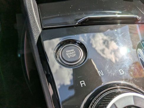 Certified 2024 Kia Sportage EX w/ EX Premium Package AWD/4WD image 26