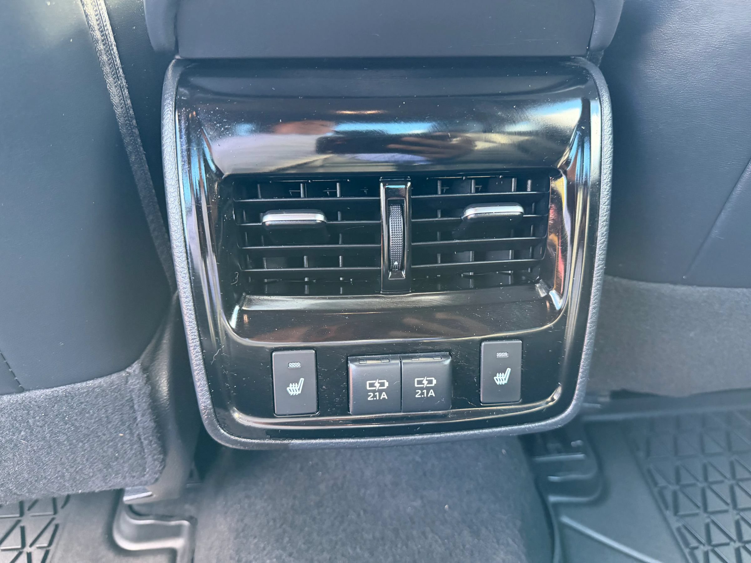 Used 2019 Toyota Avalon Touring w/ Advanced Safety Package FWD image 17