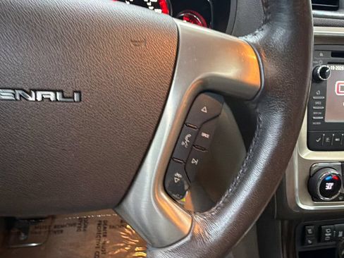 Used 2015 GMC Acadia Denali FWD image 29