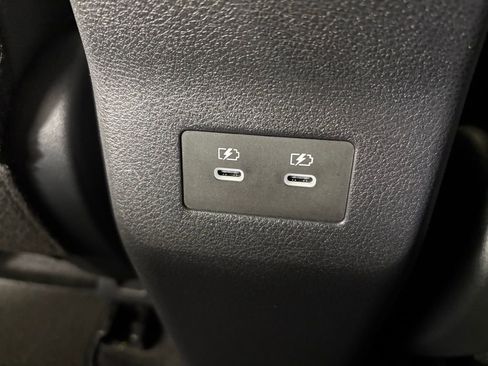 New 2026 Nissan Kicks SR FWD image 33