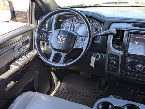 Used 2018 RAM 2500 Power Wagon w/ Luxury Group AWD/4WD image 16