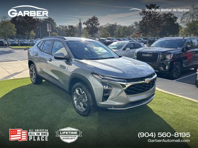New 2025 Chevrolet Trax LT w/ Driver Confidence Package
