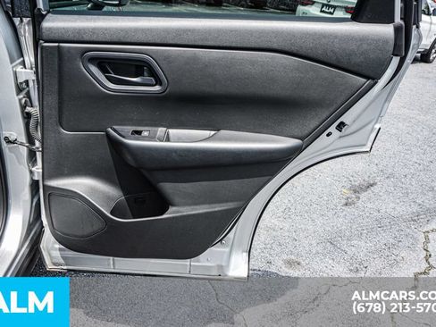Used 2024 Nissan Rogue S FWD image 51