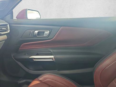 Used 2024 Ford Mustang GT Premium image 12