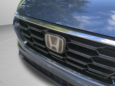 Used 2024 Honda CR-V EX-L image 29