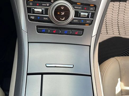 Used 2018 Lincoln MKZ Reserve FWD image 13