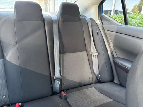 Used 2025 Nissan Sentra SV FWD image 30