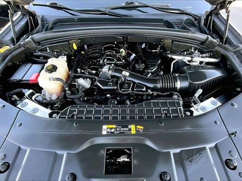 Used 2022 Jeep Grand Cherokee L Limited image 10