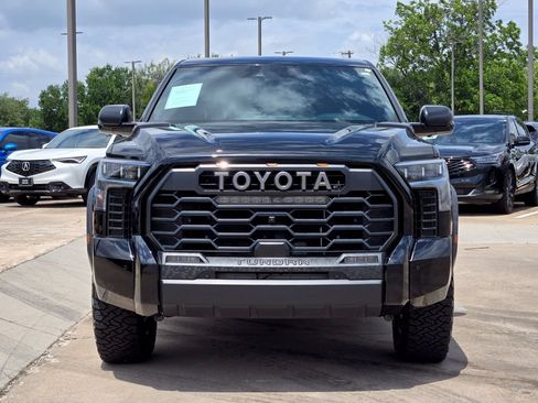 Used 2025 Toyota Tundra TRD Pro w/ Tow Tech Package AWD/4WD image 4