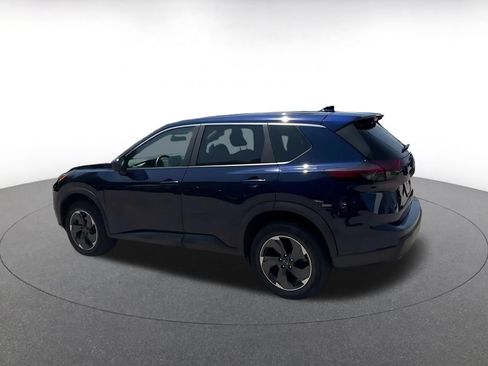 Used 2026 Nissan Rogue SV FWD image 9