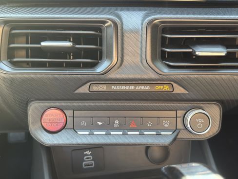 Used 2025 Ford Mustang GT RWD image 16