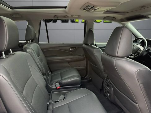 Used 2018 Honda Pilot Elite image 21