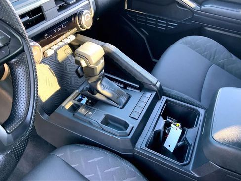 Used 2025 Toyota Tacoma SR RWD image 15