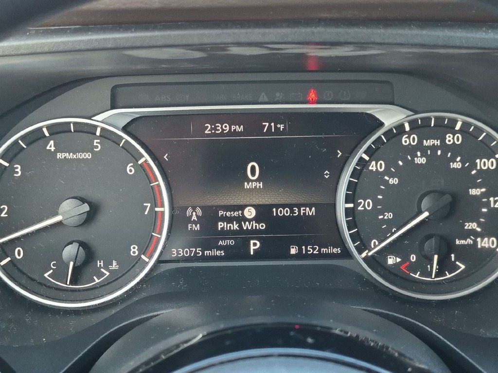 Used 2023 Nissan Rogue SV AWD/4WD image 13