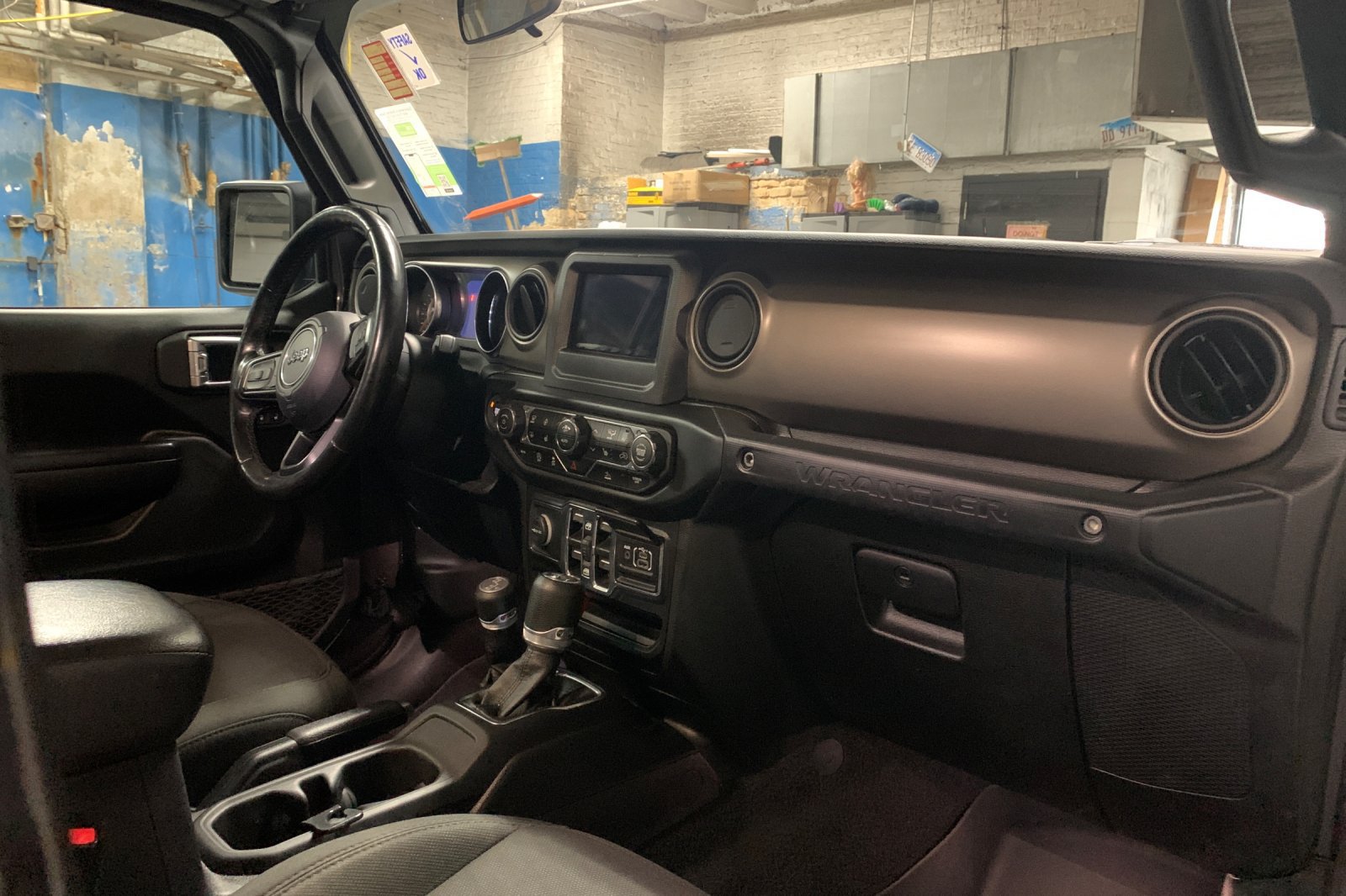 Used 2021 Jeep Wrangler Unlimited Sport AWD/4WD image 18