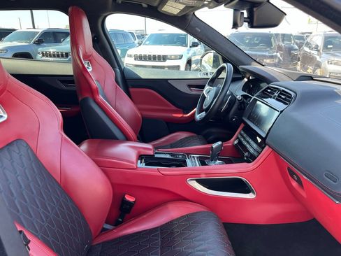 Used 2020 Jaguar F-PACE SVR AWD/4WD image 18