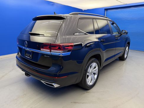Used 2023 Volkswagen Atlas SE AWD/4WD image 7