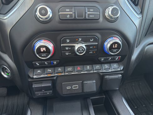 Used 2019 GMC Sierra 1500 Denali image 24