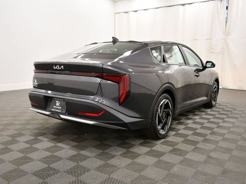 Certified 2025 Kia K4 EX FWD image 8
