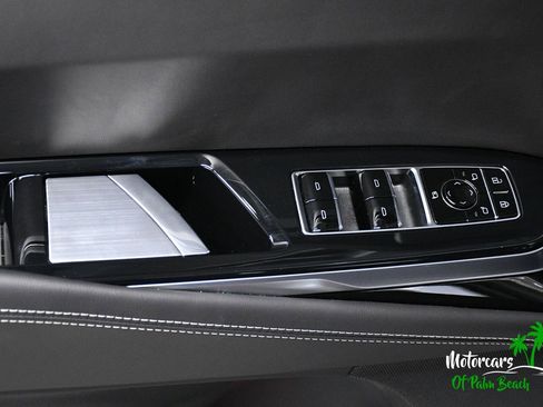 Used 2026 Cadillac Escalade V w/ LPO, ONYX Package image 25