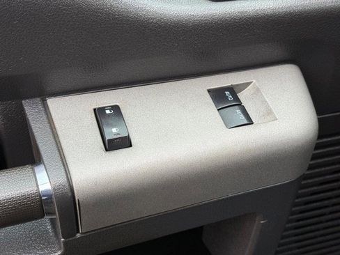 Used 2016 Ford F350 Lariat w/ Lariat Interior Package image 27