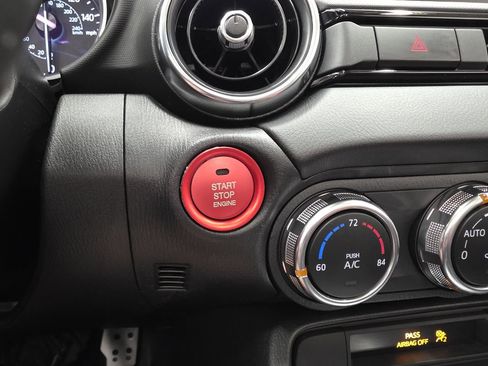 Used 2016 MAZDA MX-5 Miata Grand Touring image 37