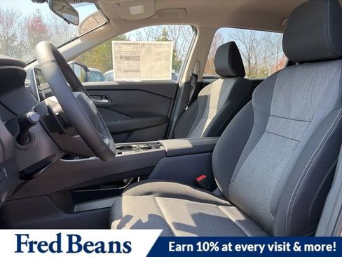 New 2026 Nissan Rogue SV w/ Cold Weather Package AWD/4WD image 10