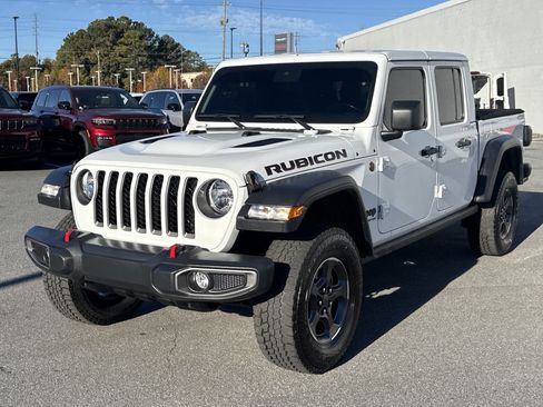 Used 2020 Jeep Gladiator Rubicon image 3