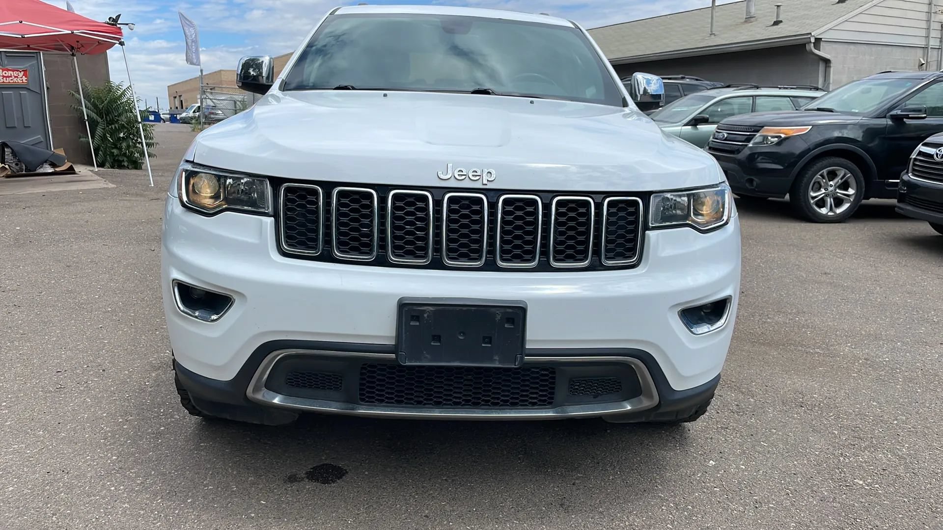 Used 2021 Jeep Grand Cherokee Limited AWD/4WD image 2