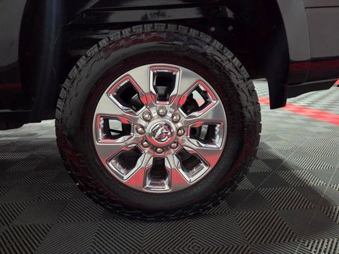 Used 2022 RAM 2500 Limited image 89