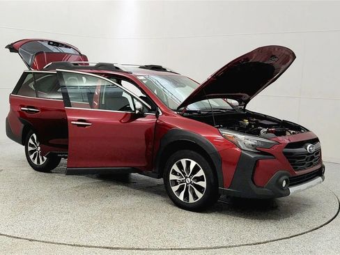 Used 2024 Subaru Outback Touring image 9
