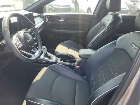 Certified 2023 Kia Forte GT-Line FWD image 11