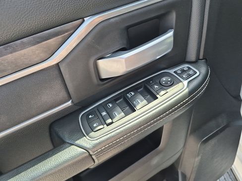 Used 2024 RAM 2500 Big Horn AWD/4WD image 13
