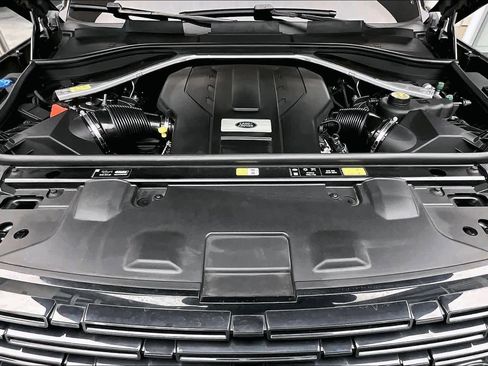 Used 2023 Land Rover Range Rover Long Wheelbase SE image 58