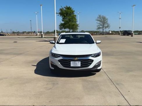 Certified 2024 Chevrolet Malibu LT image 3